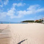 Seahomes Vacations, Beach&Pool, In Fenals Beach